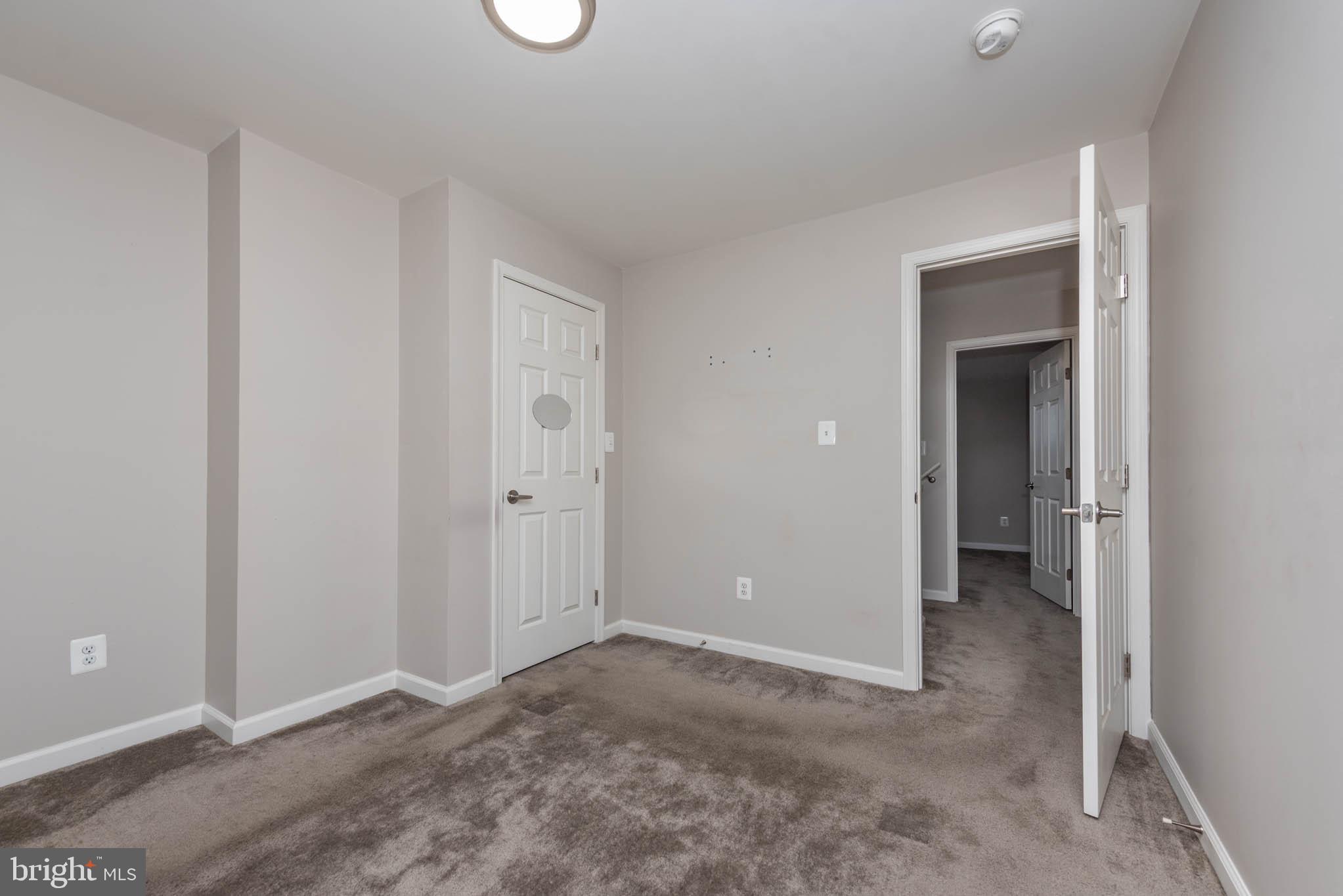 2108 East Hoffman Street Baltimore, MD 21213 - Photo 15 of 19