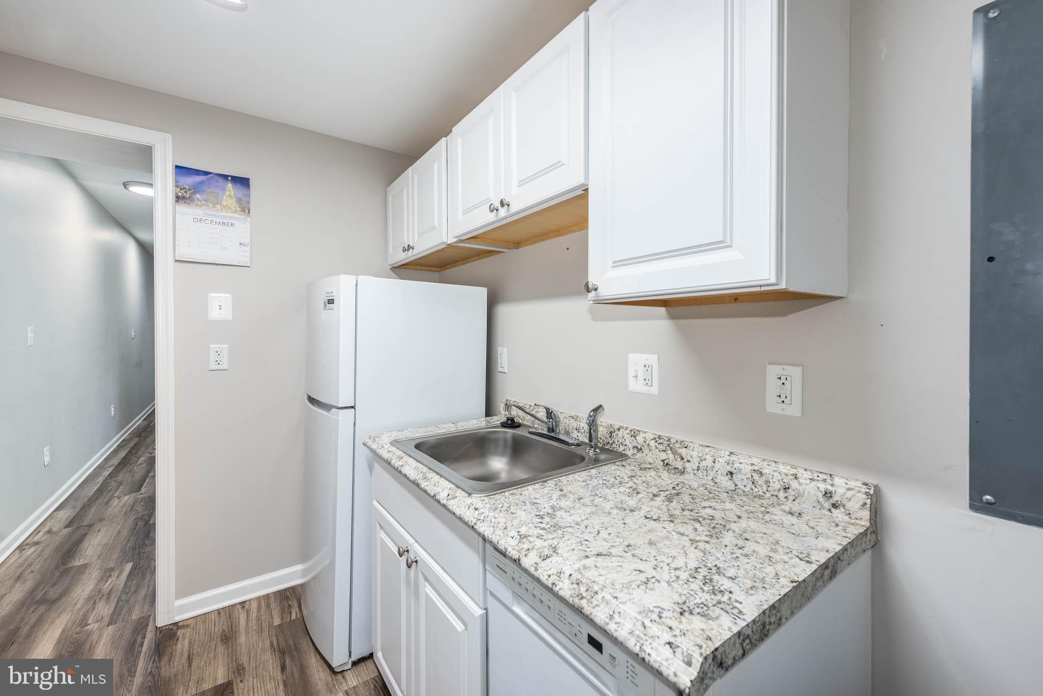 2108 East Hoffman Street Baltimore, MD 21213 - Photo 9 of 19