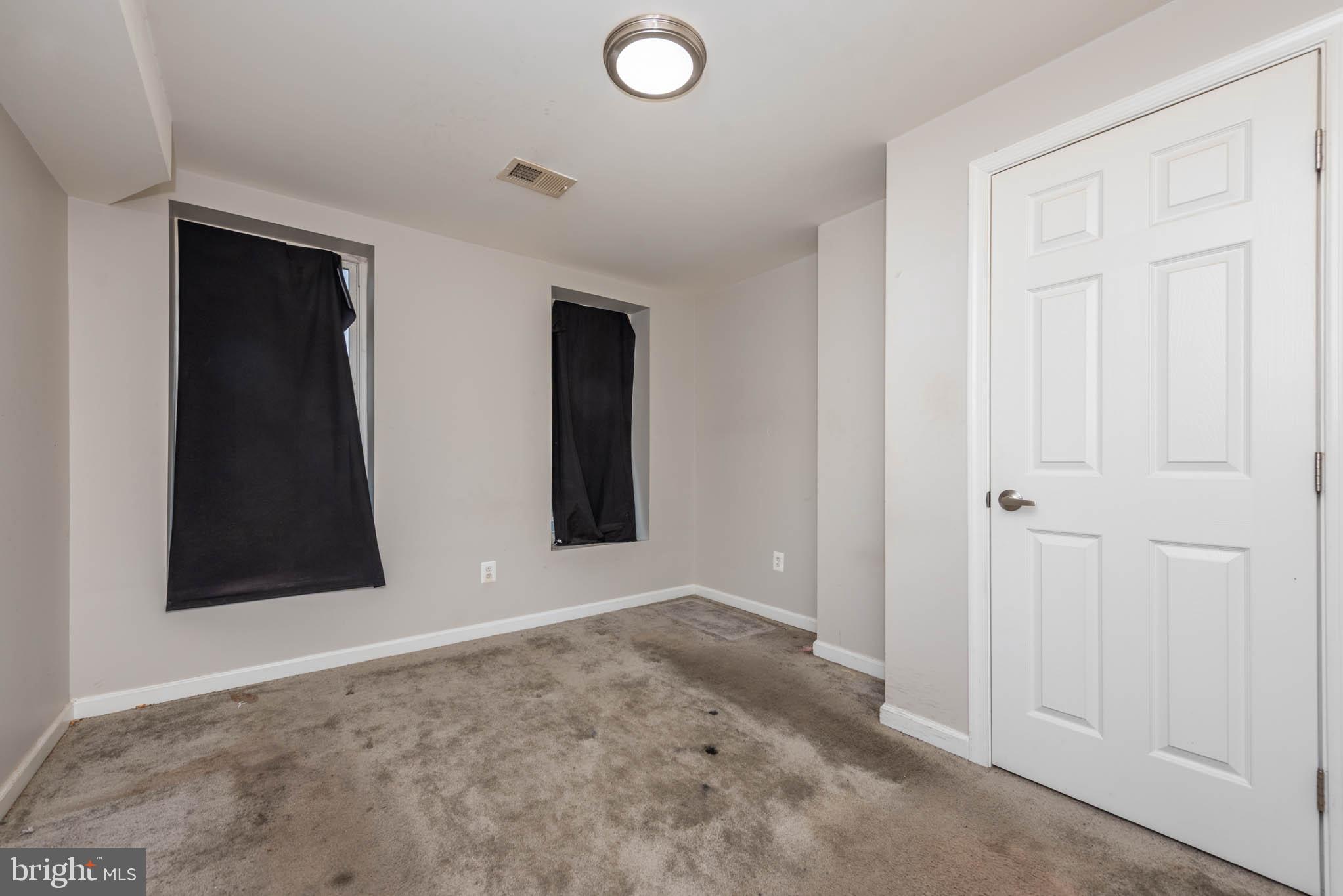2108 East Hoffman Street Baltimore, MD 21213 - Photo 10 of 19