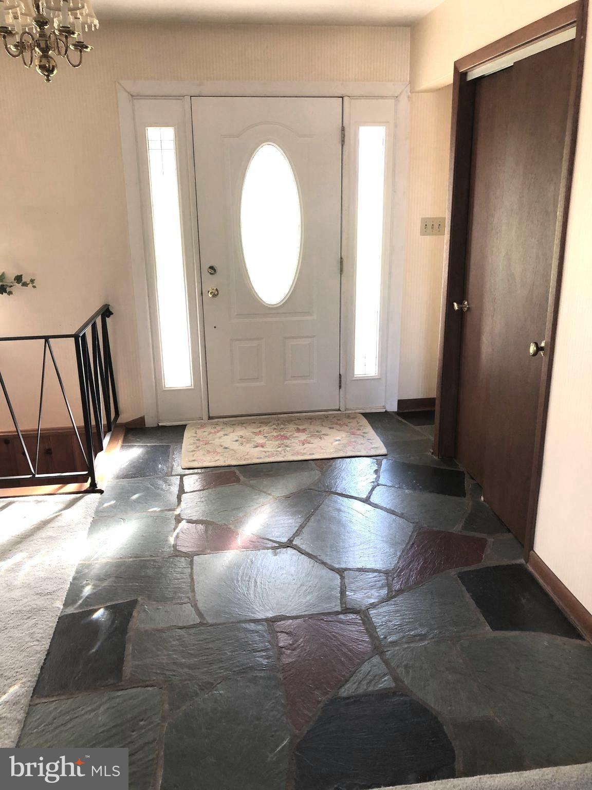 625 Creamery Road Telford, PA 18969 - Photo 45 of 62 ENTRY FOYER