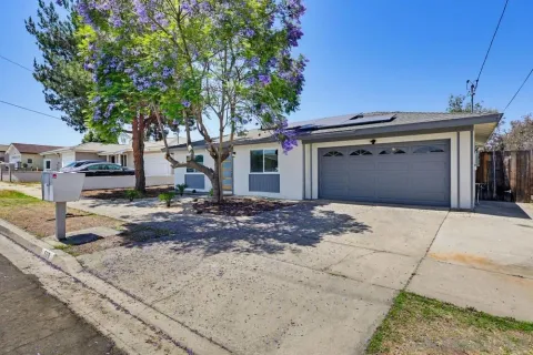 $695,000 | 569 Gold Drive, Oceanside, CA 92057