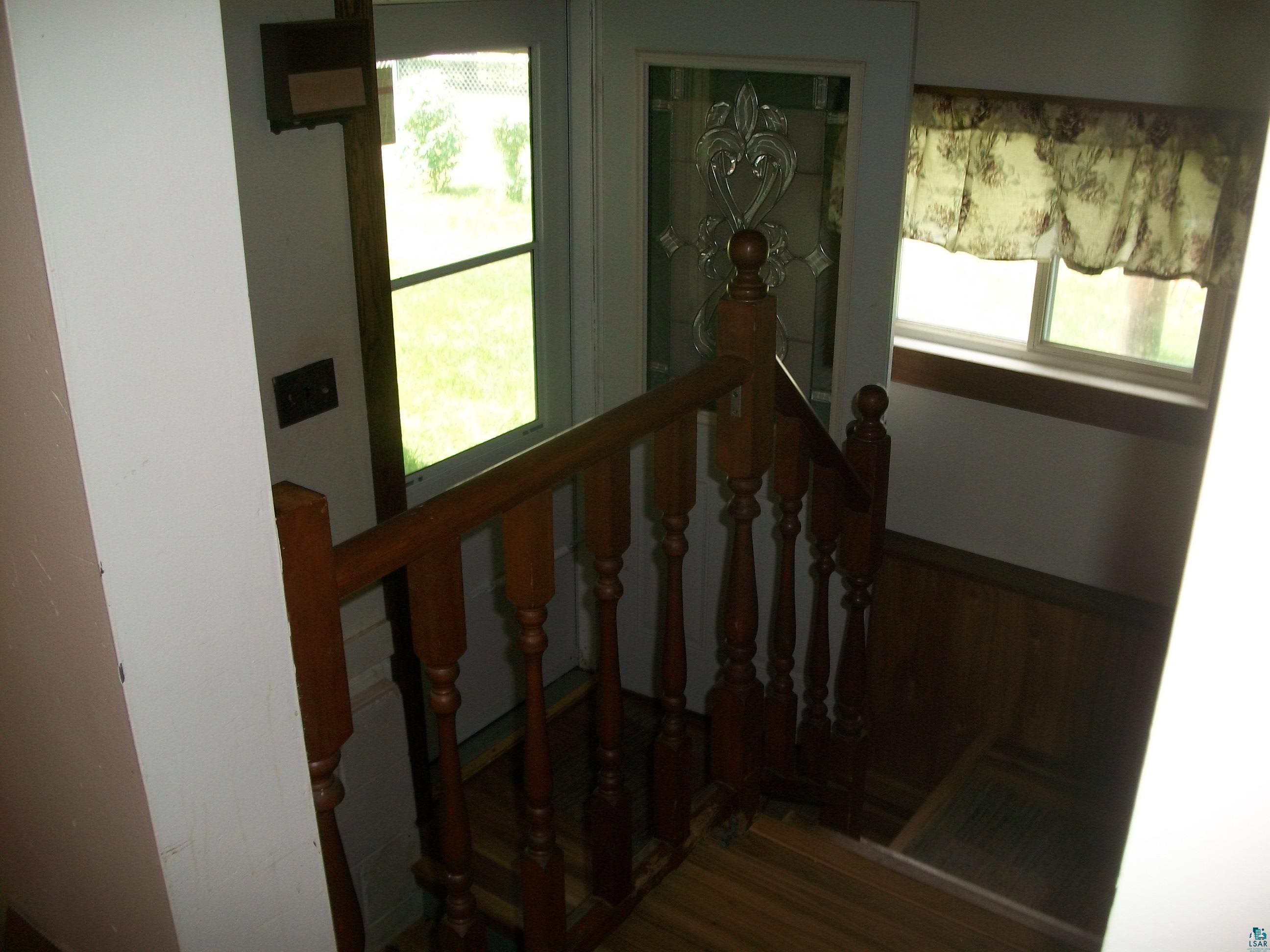 3917 Highway 5 Hibbing, MN 55746 - Photo 22 of 36 View of stairs