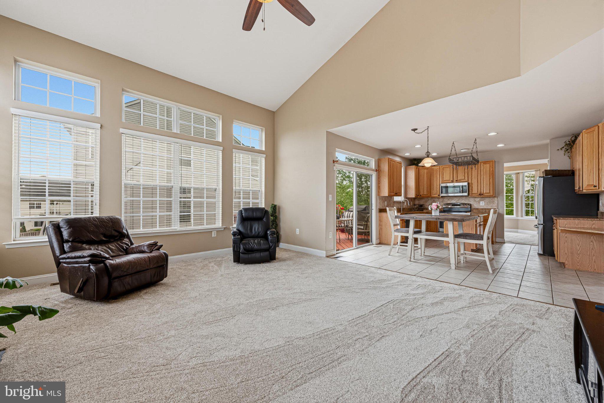 602 Shanks Evans Road Northeast Leesburg, VA 20176 - Photo 19 of 43 Bright and airy open living space.