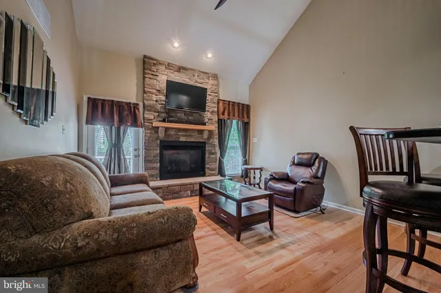 $429,000 | 433 Pierce Run, Newark, DE 19702