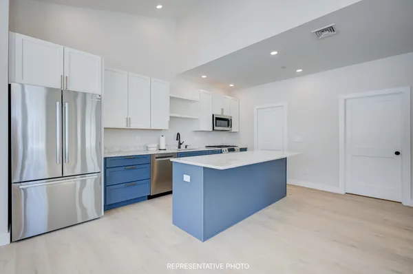 $750,000 | 52 Whispering Pines Place, Unit 17, Center Conway, NH 03813