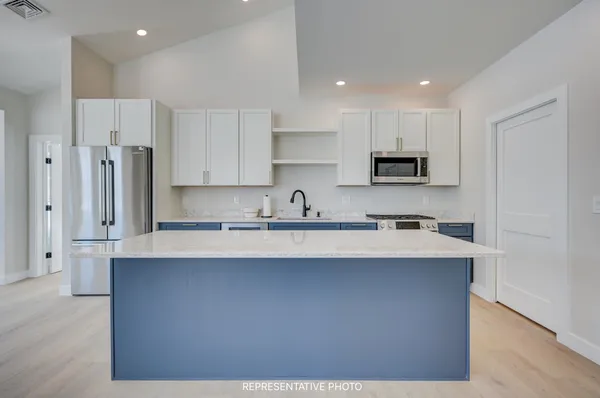 $750,000 | 52 Whispering Pines Place, Unit 17, Center Conway, NH 03813