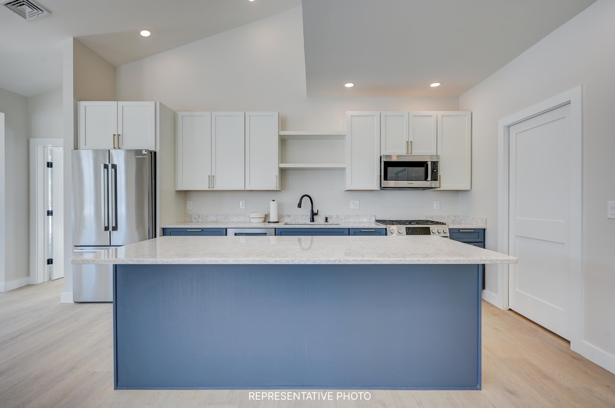 52 Whispering Pines Place, Unit 17 Center Conway, NH 03813 - Photo 15 of 37