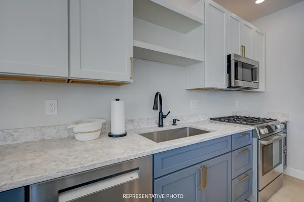 $750,000 | 52 Whispering Pines Place, Unit 17, Center Conway, NH 03813