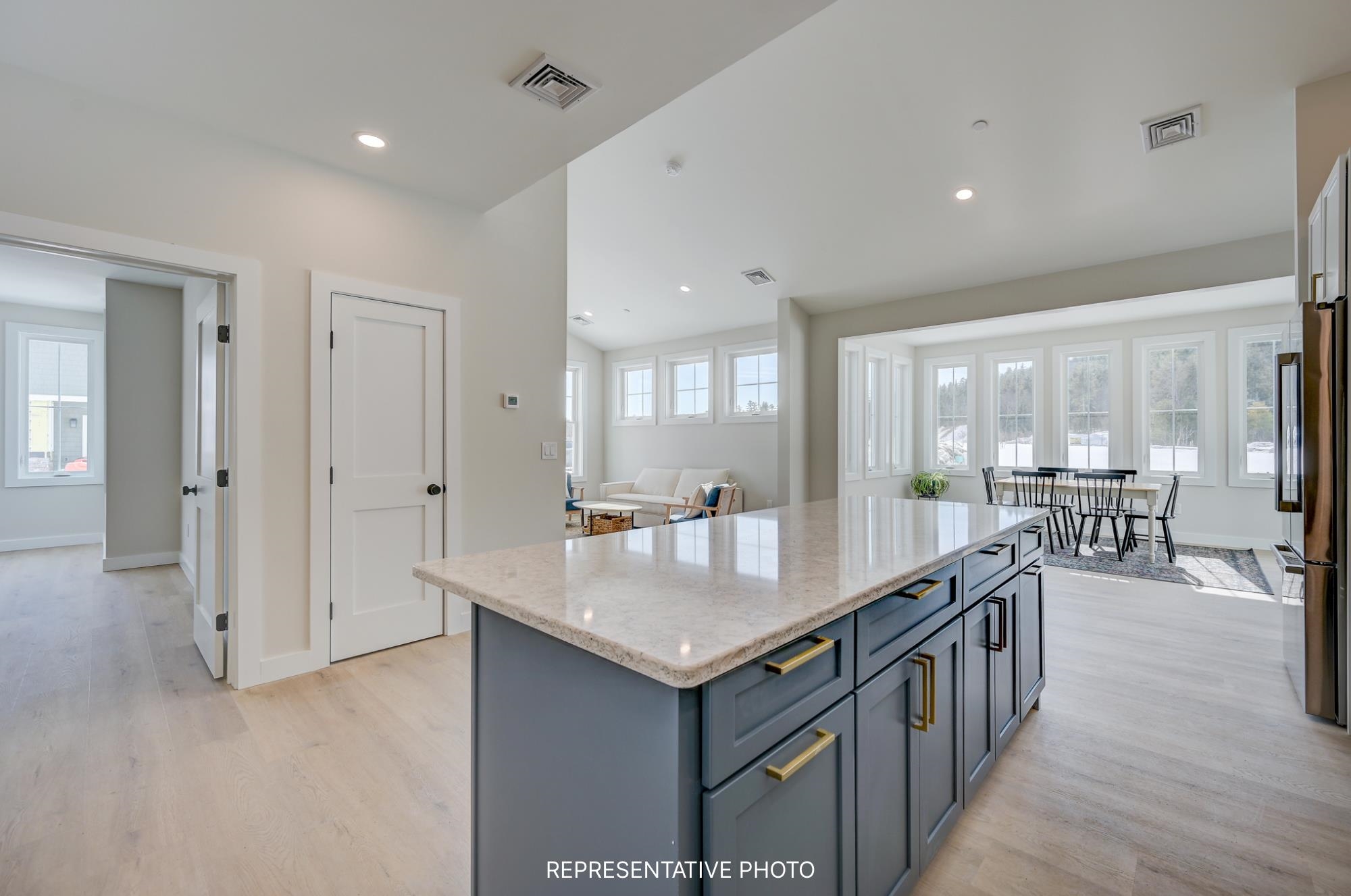 52 Whispering Pines Place, Unit 17 Center Conway, NH 03813 - Photo 18 of 37