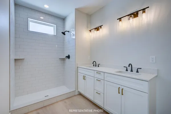 $750,000 | 52 Whispering Pines Place, Unit 17, Center Conway, NH 03813