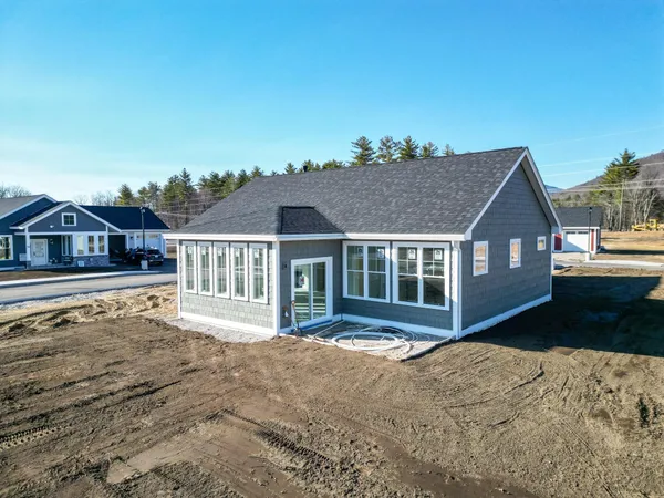 $750,000 | 52 Whispering Pines Place, Unit 17, Center Conway, NH 03813
