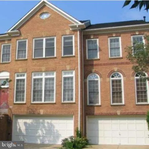 $4,795 | 1814 Dawson Street, Vienna, VA 22182