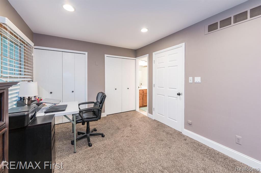 360 Minot Street Romeo, MI 48065 - Photo 17 of 20