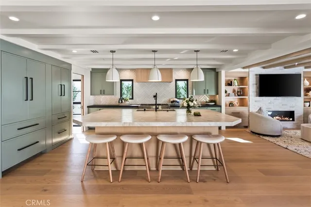 $4,495,000 | 1717 Irvine Avenue, Newport Beach, CA 92660