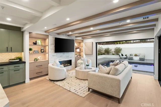 $4,495,000 | 1717 Irvine Avenue, Newport Beach, CA 92660