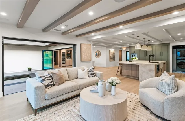 $4,495,000 | 1717 Irvine Avenue, Newport Beach, CA 92660