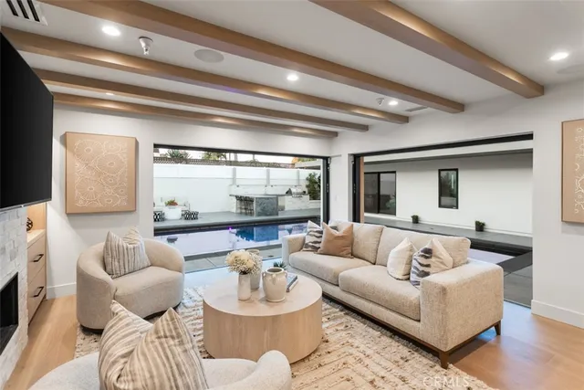$4,495,000 | 1717 Irvine Avenue, Newport Beach, CA 92660