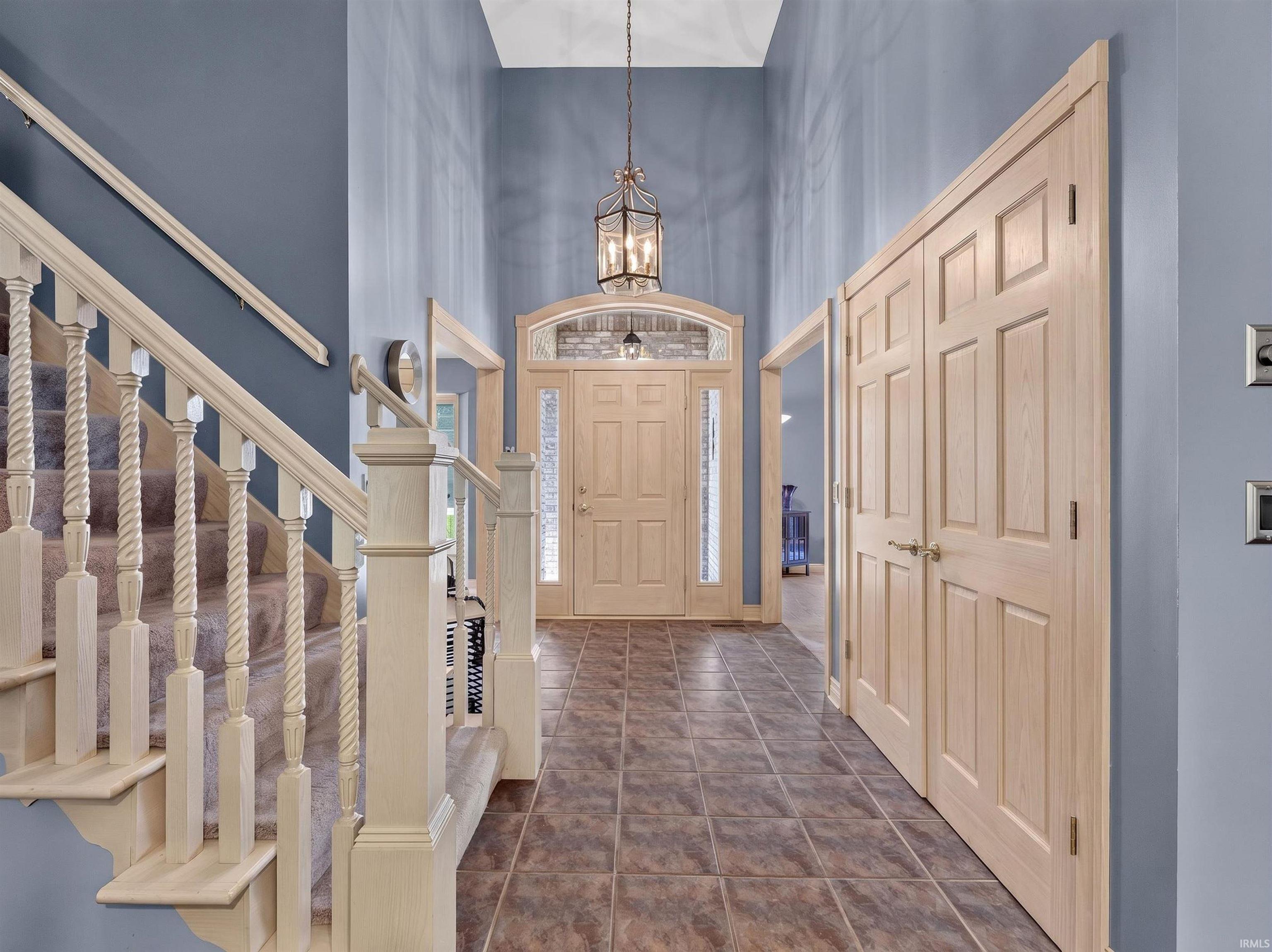 1341 Hartzell Road New Haven, IN 46774 - Photo 4 of 34 Gallery Image 4