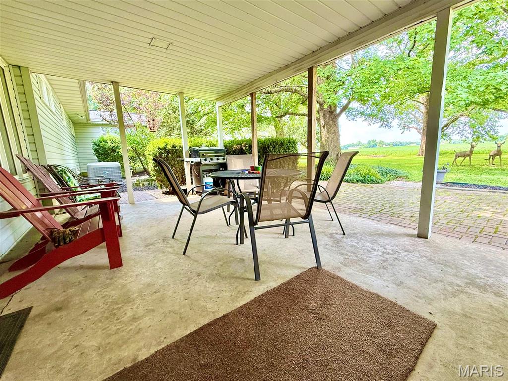 319 Fillmore Street Worden, IL 62097 - Photo 29 of 37