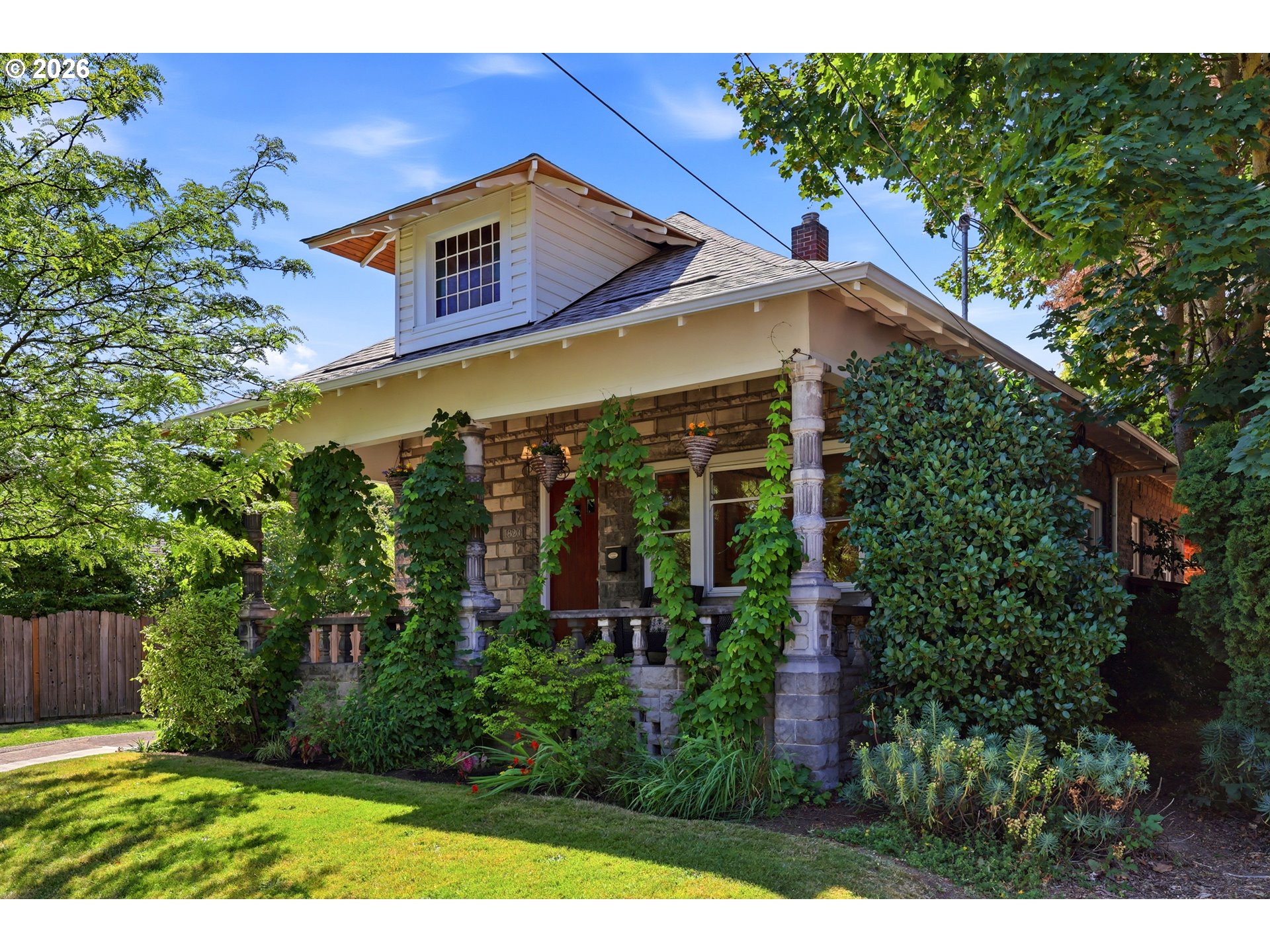 1820 North Schofield Street Portland, OR 97217 - Photo 1 of 48