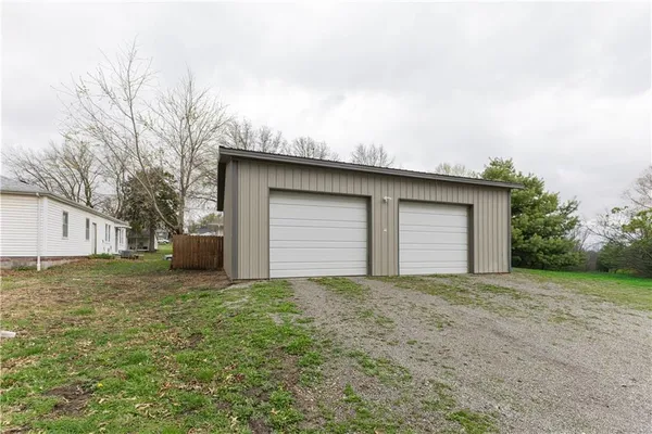$189,000 | 709 Broad Street, Tarkio, MO 64491