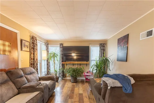 $189,000 | 709 Broad Street, Tarkio, MO 64491