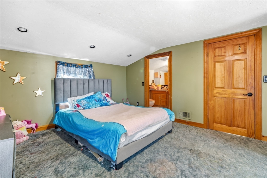 20 George Street Fitchburg, MA 01420 - Photo 15 of 34