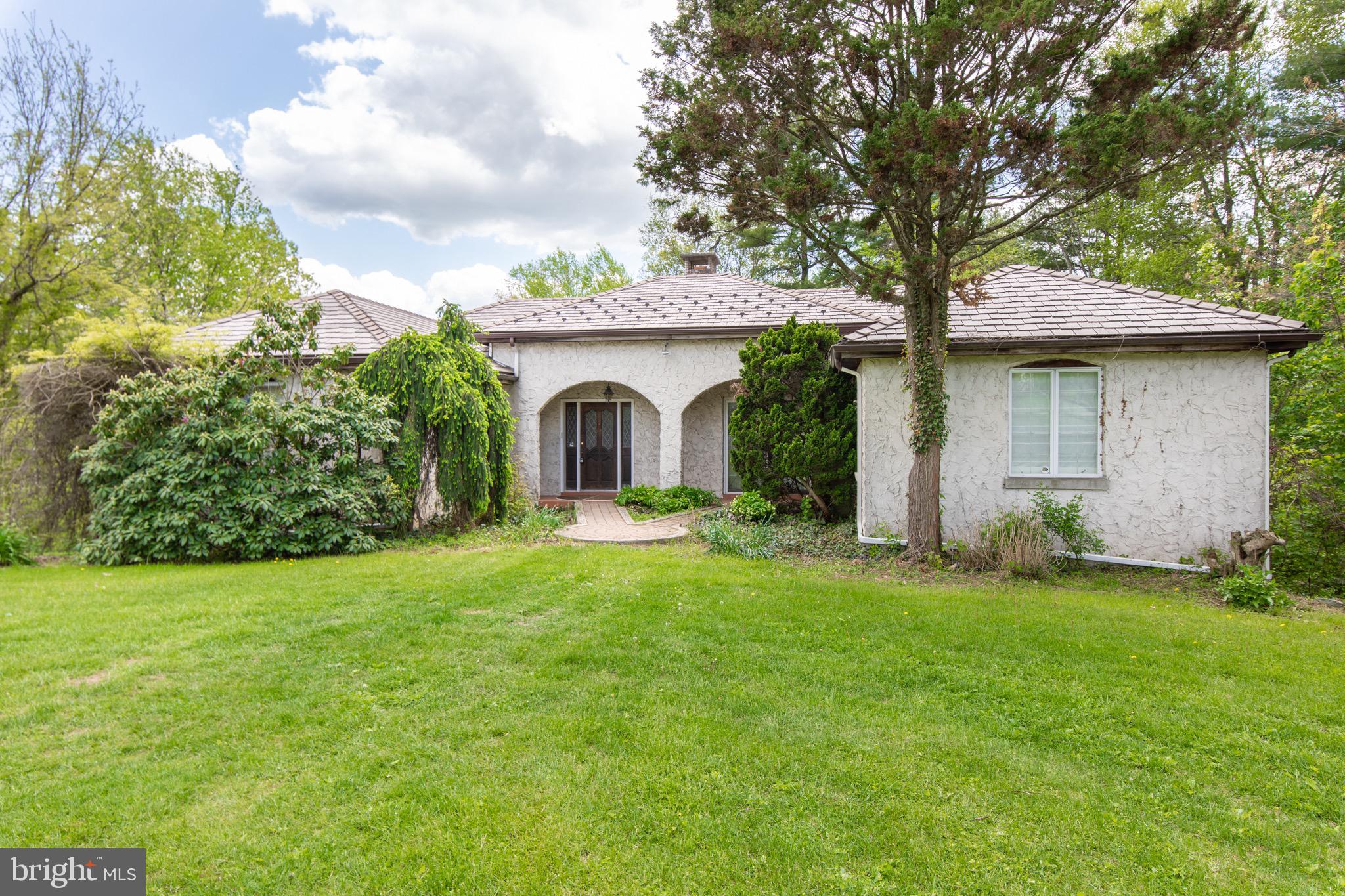 42 Rymin Road Tamaqua, PA 18252 - Photo 3 of 44 Gallery Image 3