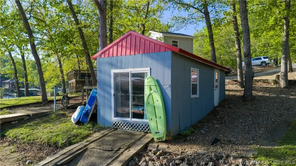 $399,000 | 1583 Robin Hood Lane, Roach, MO 65787