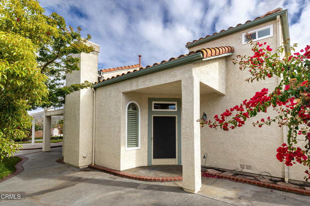 866 Congressional Road Simi Valley, CA 93065 - Photo 2 of 28