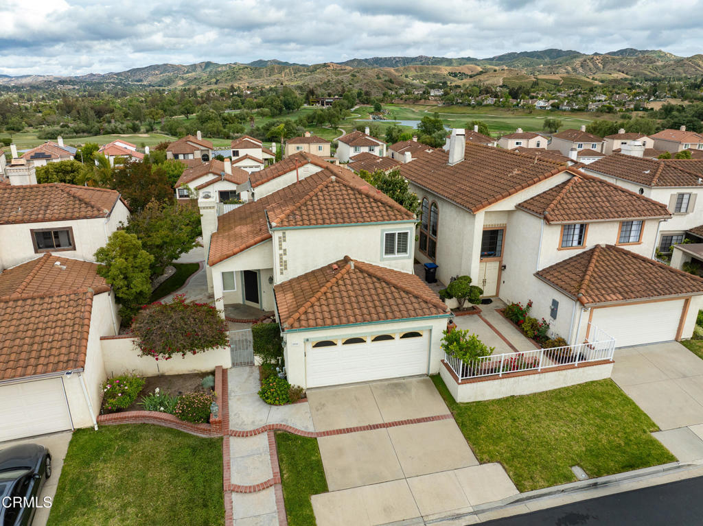 866 Congressional Road Simi Valley, CA 93065 - Photo 3 of 28