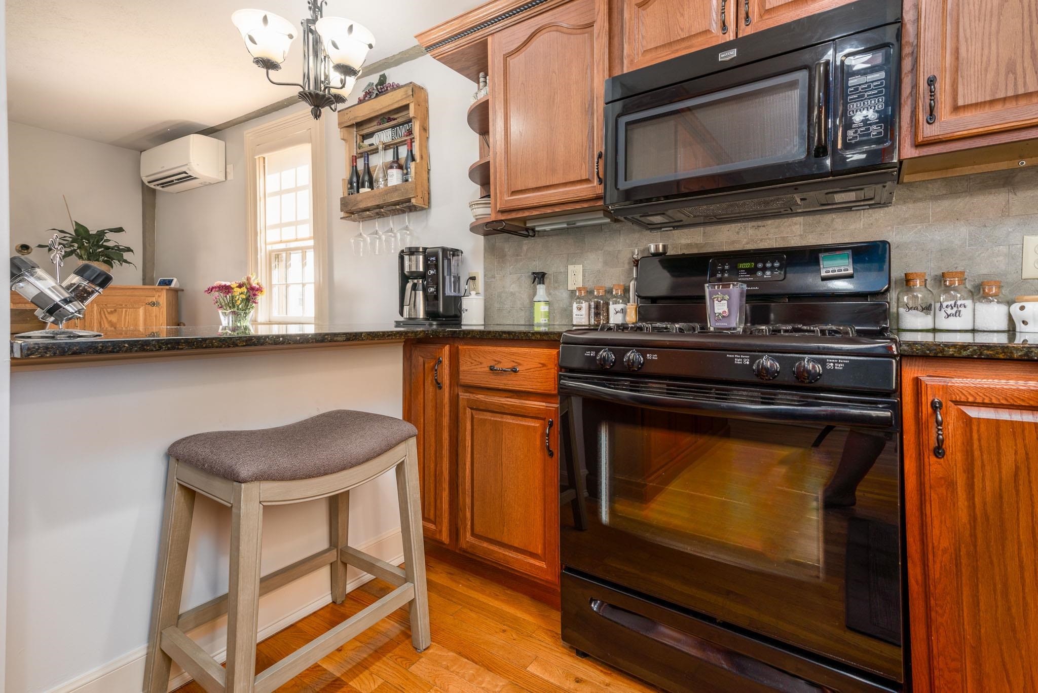 15 High Street, Unit 1 Exeter, NH 03833 - Photo 11 of 38 Gallery Image 11