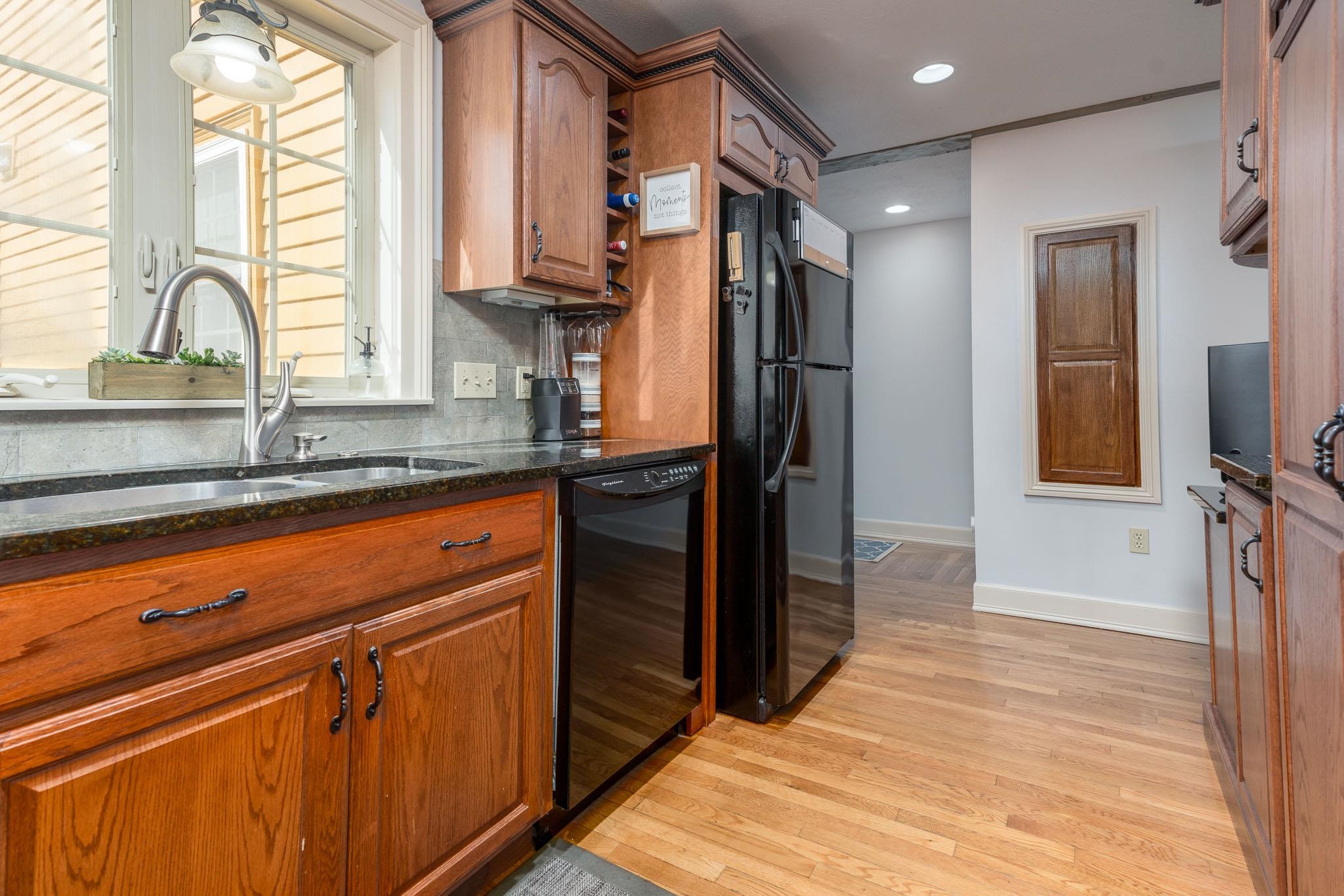 15 High Street, Unit 1 Exeter, NH 03833 - Photo 12 of 38 Gallery Image 12