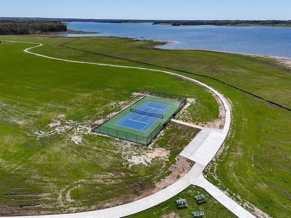 $329,900 | 410 Peninsula Drive, Honey Grove, TX 75446