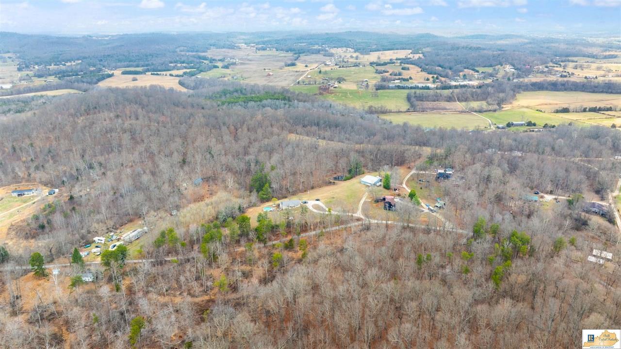 1266 Campground Road Bonnieville, KY 42713 - Photo 11 of 37 Gallery Image 11