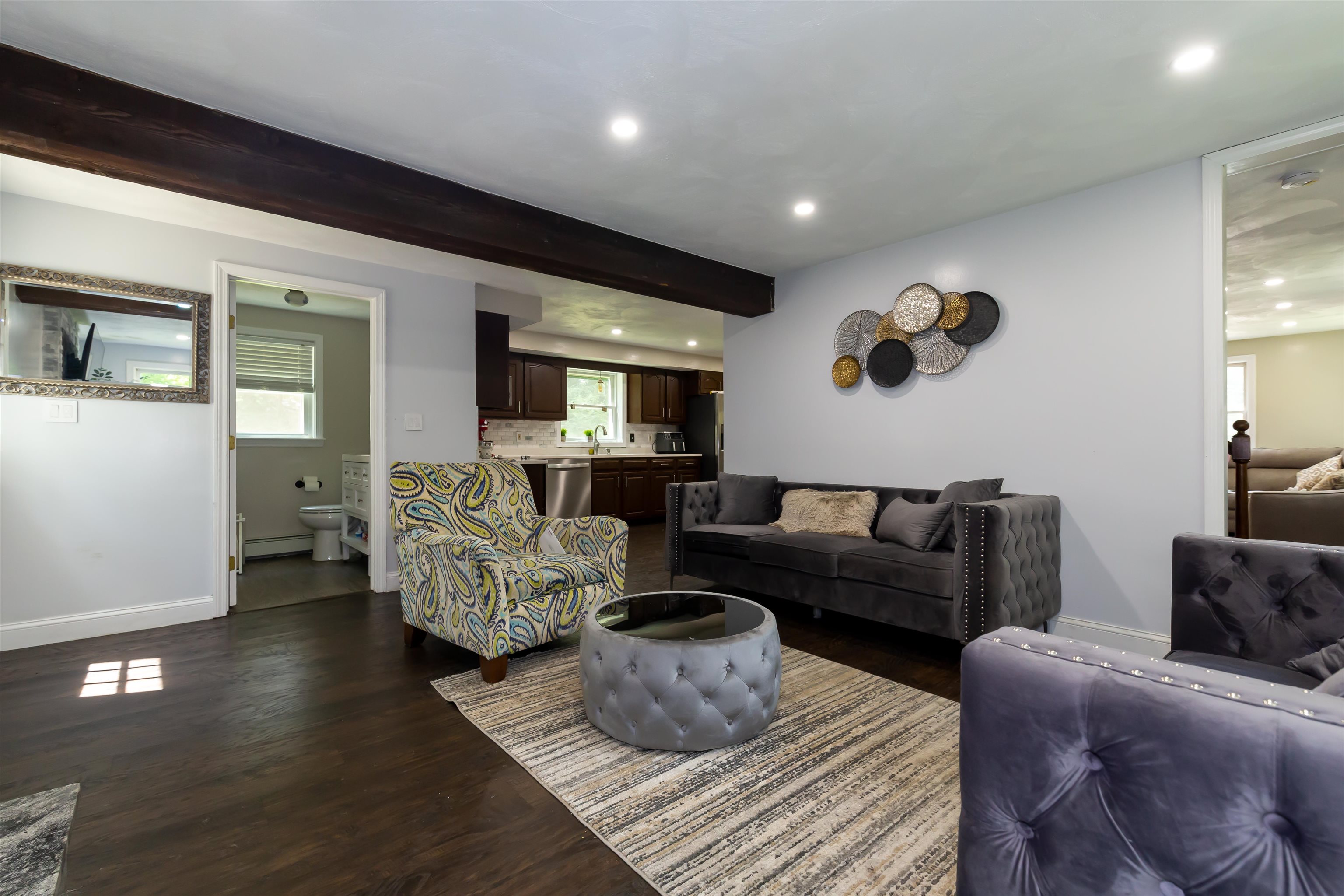 2 Nutmeadow Lane Derry, NH 03038 - Photo 7 of 37