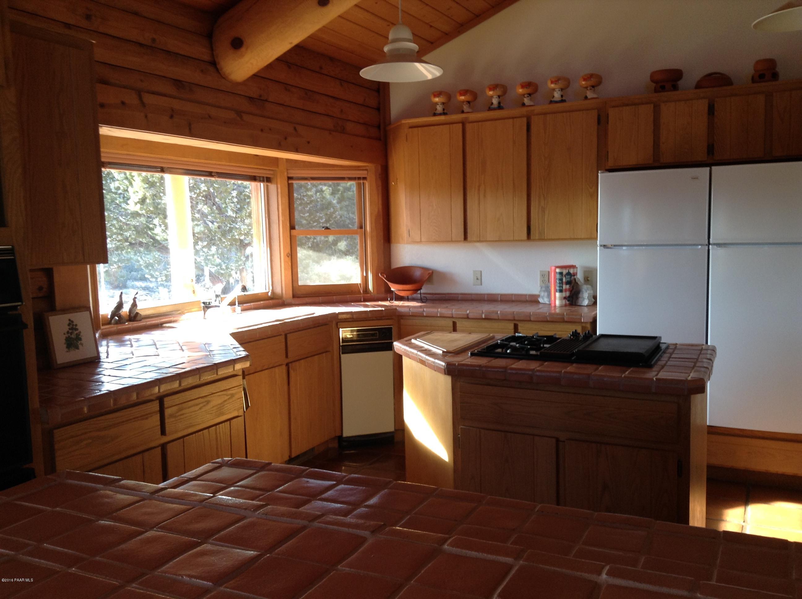 14350 North Brenda Road Prescott, AZ 86305 - Photo 8 of 22 Kitchen