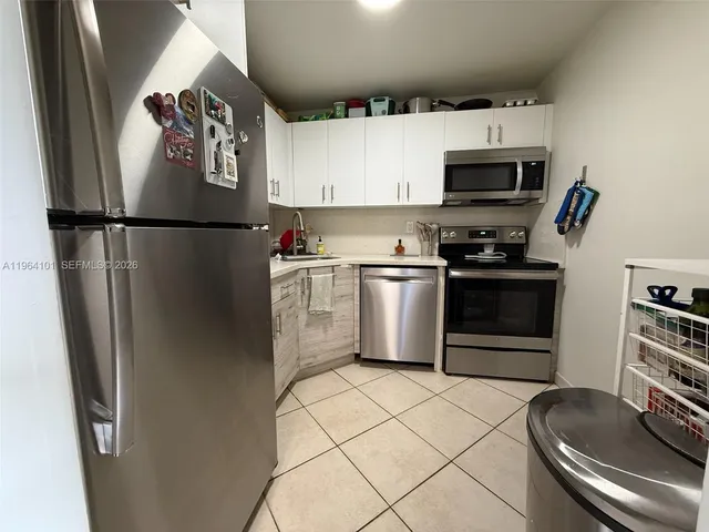 $2,300 | 9455 West Flagler Street, Unit C407, Miami, FL 33174