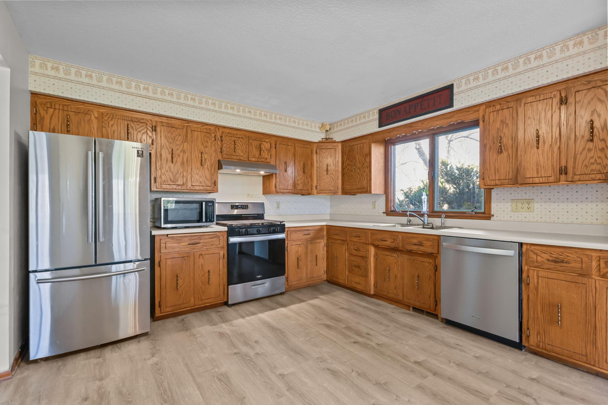 889 Aspen View Circle Hudson, WI 54016 - Photo 12 of 32