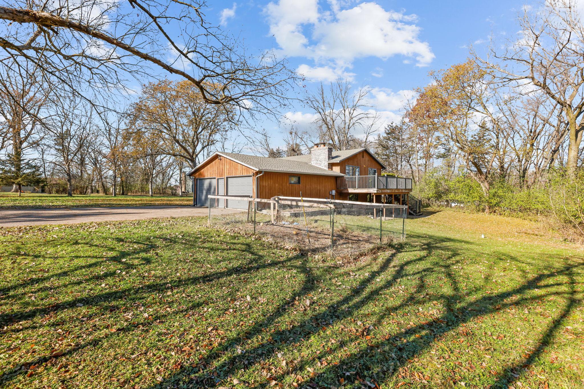 889 Aspen View Circle Hudson, WI 54016 - Photo 3 of 32