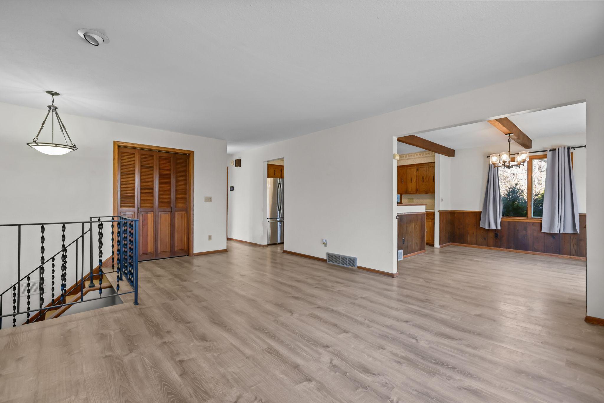 889 Aspen View Circle Hudson, WI 54016 - Photo 7 of 32