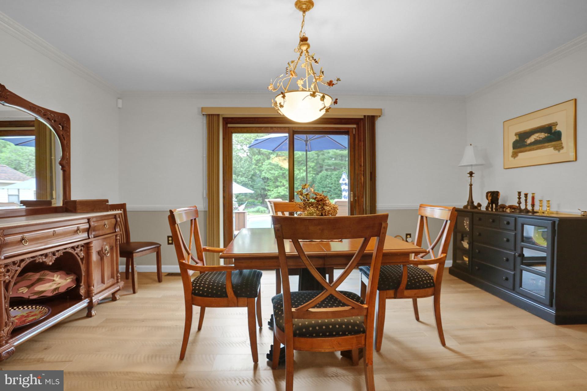 4505 Stoudts Ferry Bridge Road Reading, PA 19605 - Photo 16 of 57 Dining Room