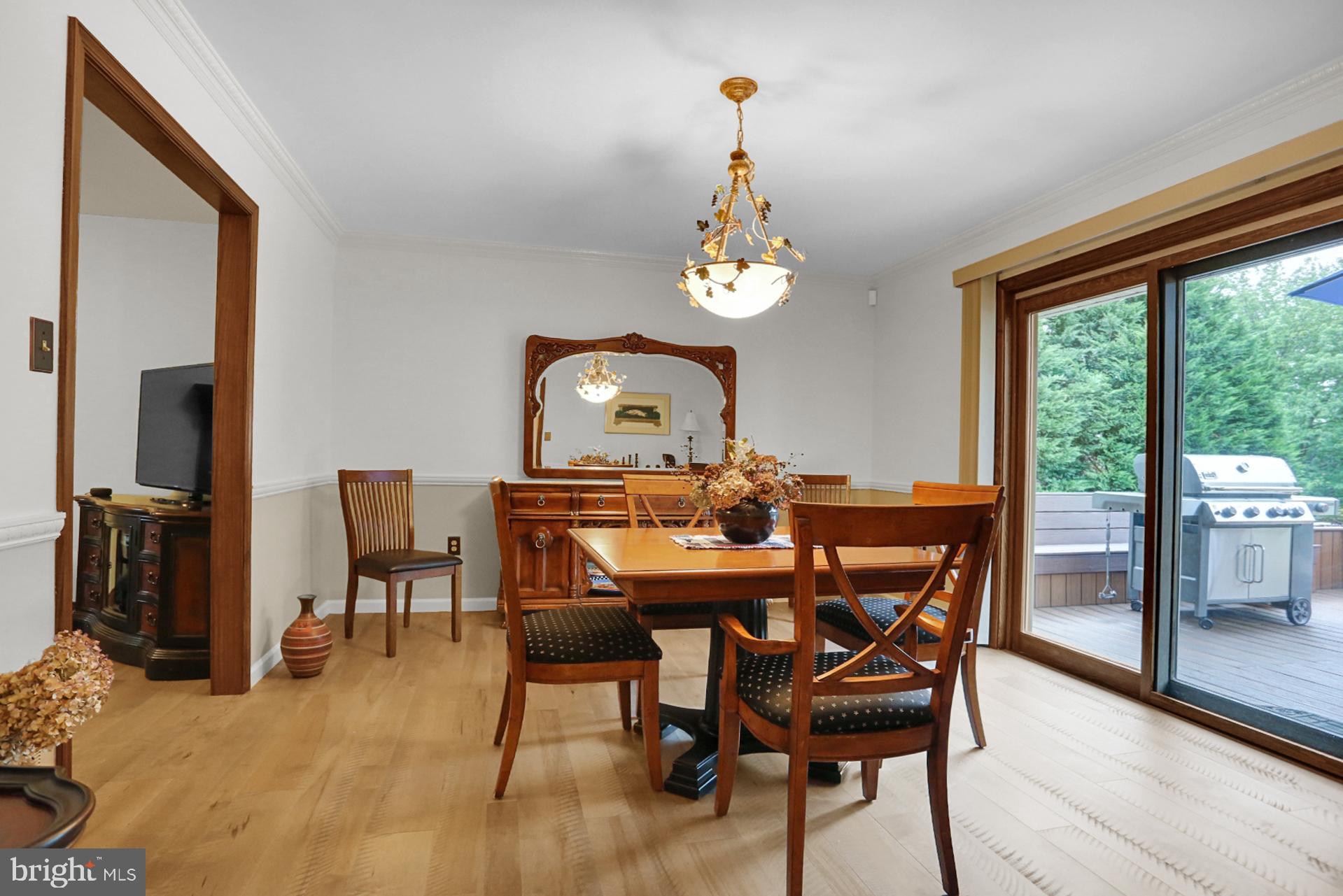 4505 Stoudts Ferry Bridge Road Reading, PA 19605 - Photo 17 of 57 Dining Room