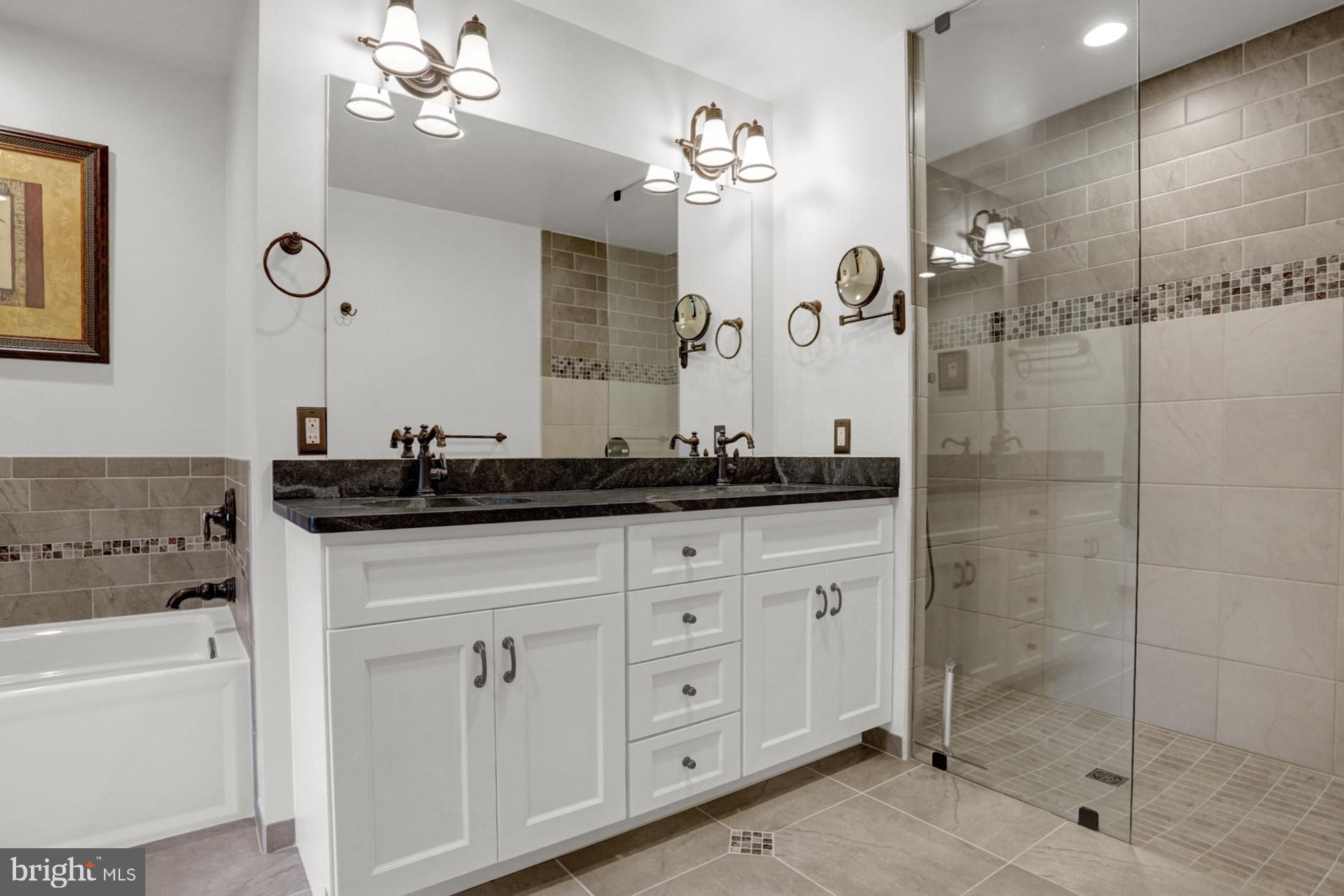 4505 Stoudts Ferry Bridge Road Reading, PA 19605 - Photo 38 of 57 Master Bath