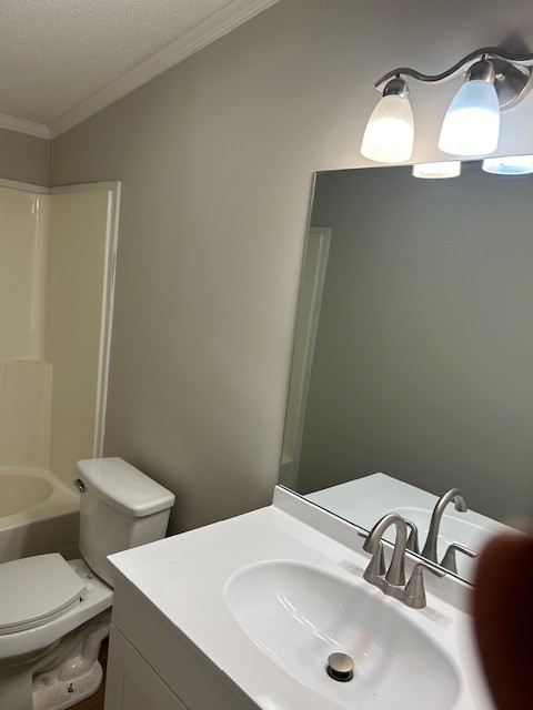 2963 Murfreesboro Road Lebanon, TN 37090 - Photo 24 of 29 Hall bath with new flooring, vanity, light, and mirror