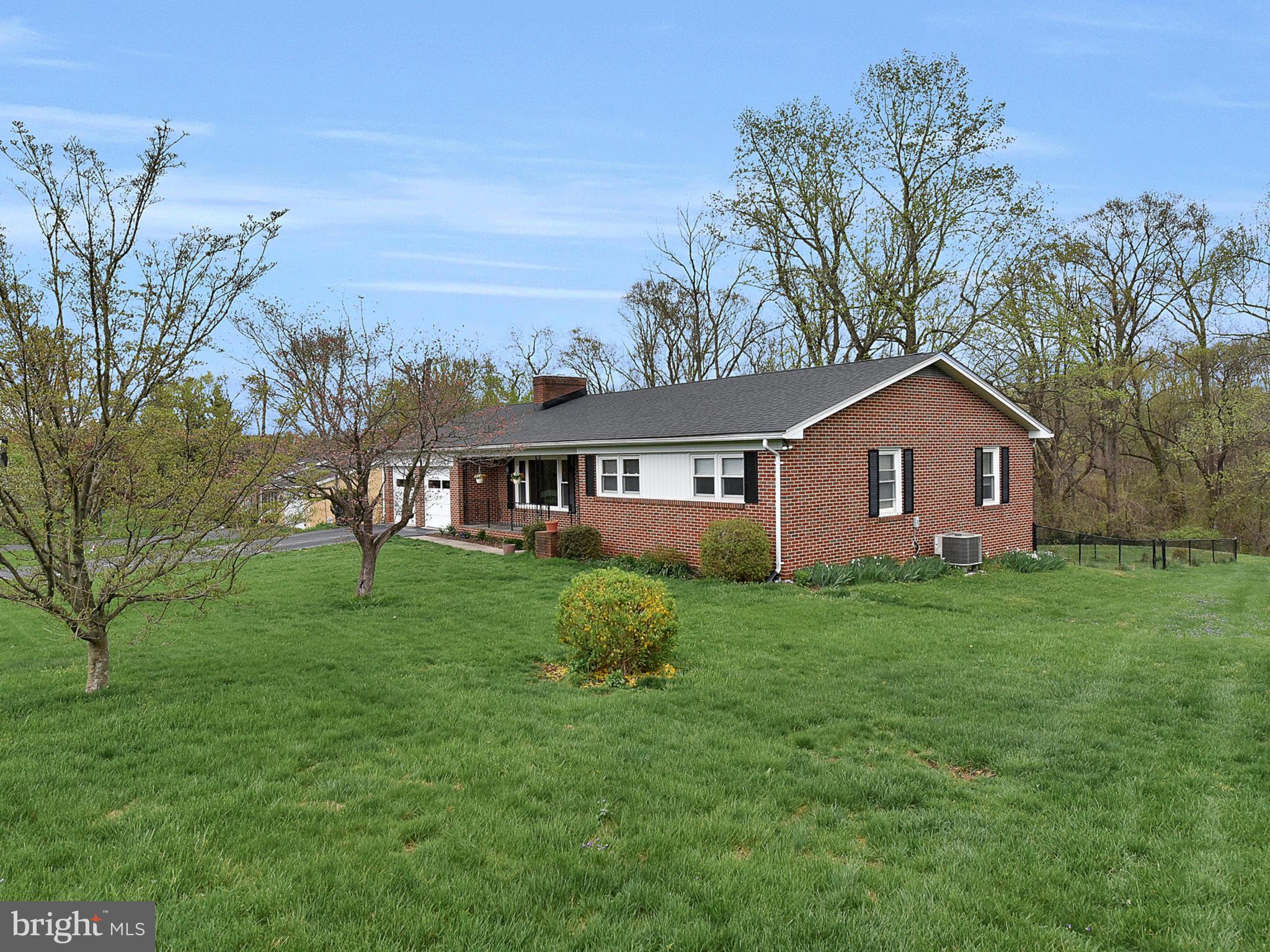 6143 Long Branch Road Frederick, MD 21701 - Photo 2 of 44 Gallery Image 2