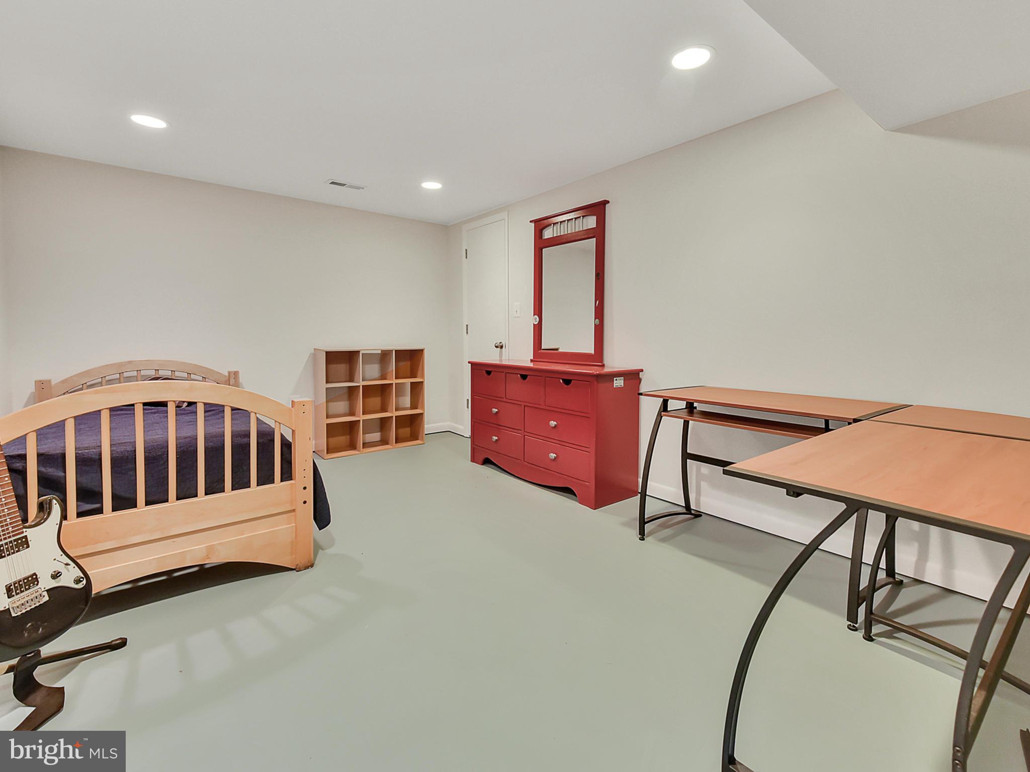 6143 Long Branch Road Frederick, MD 21701 - Photo 35 of 44 Possible Bedroom