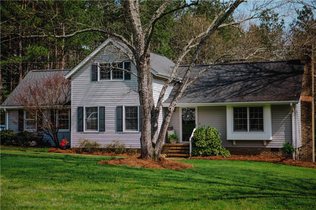 2810 Waccamaw Trail Anderson, SC 29621 - Photo 3 of 26 Gallery Image 3