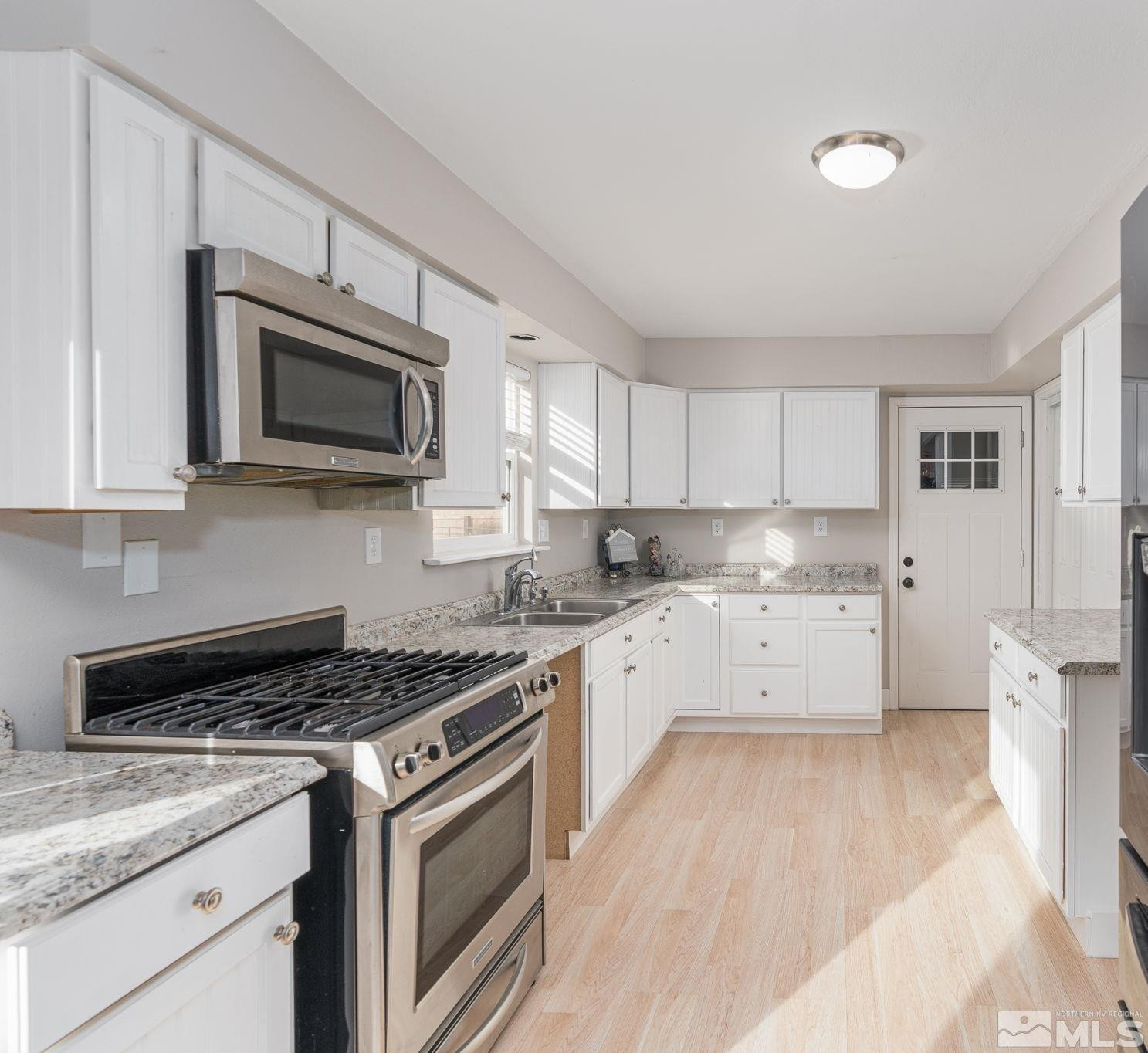 11365 Chestnut Street Reno, NV 89506 - Photo 11 of 34 Photo 11