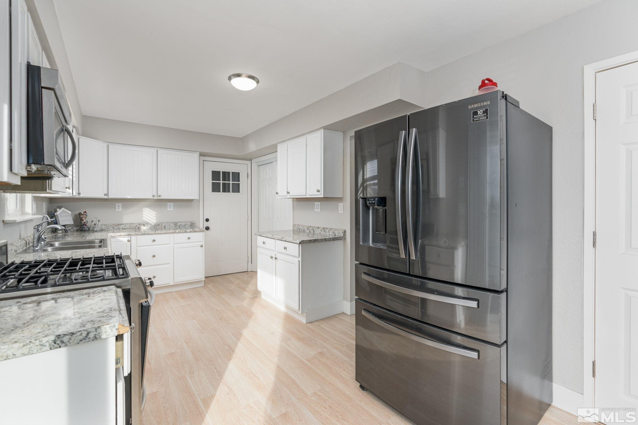 11365 Chestnut Street Reno, NV 89506 - Photo 10 of 34 Photo 10